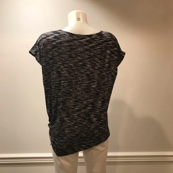 Max Studio Black & White print side tie t- shirt - Picture 2 of 4